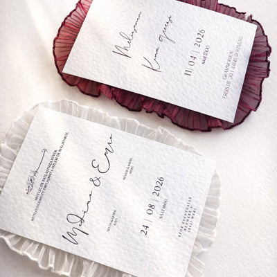 Personalisierte Einladungskarte auf Büttenpapier mit Tüll – Hochzeit & Kına