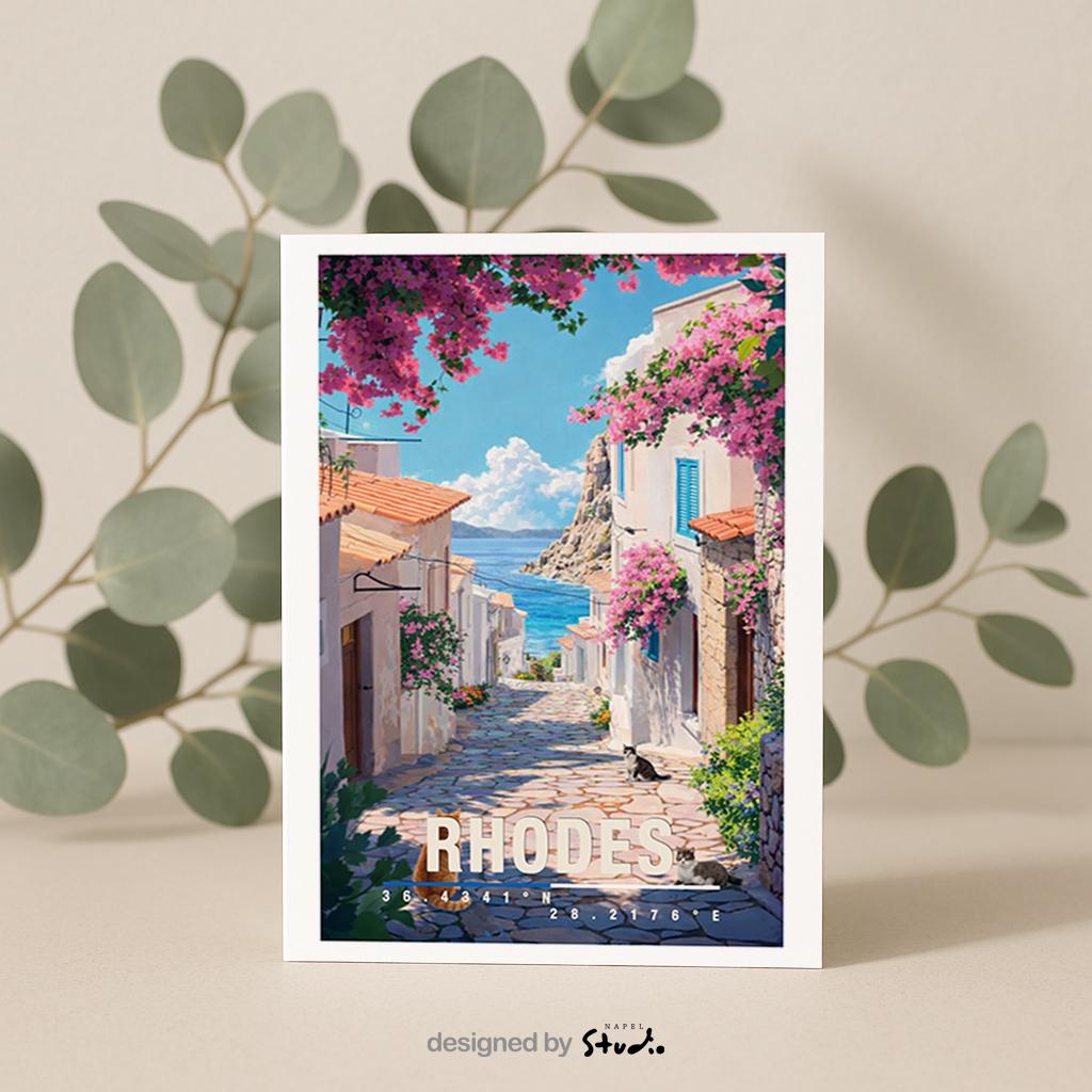 Mediterrane Illustration von Rhodos mit weißer Altstadtgasse, bunten Blumen, Katze und Blick auf das blaue Meer. Die Szene wirkt sonnig, ruhig und typisch griechisch.