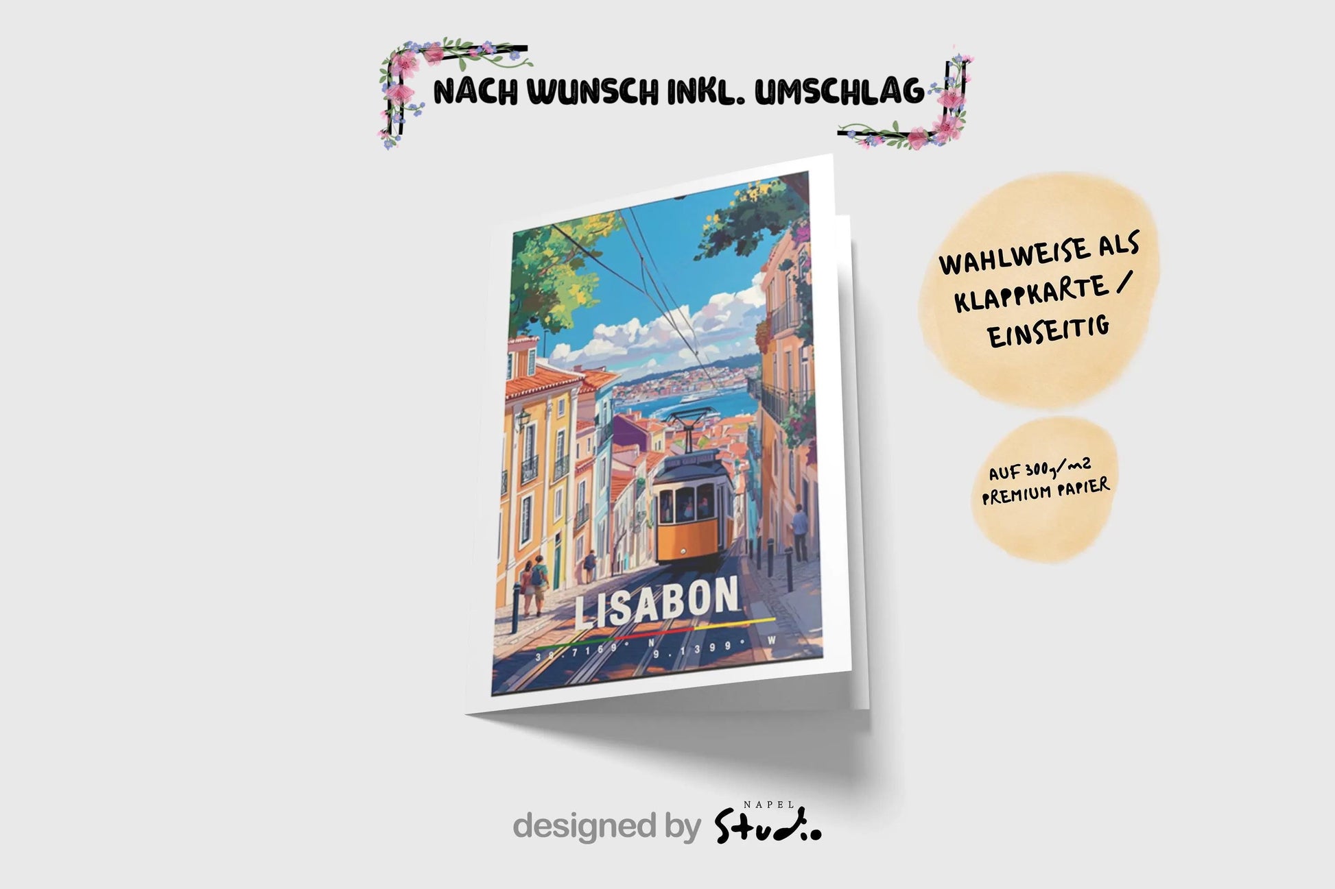 Illustration von Lissabon mit gelber Straßenbahn in einer steilen Altstadtstraße, bunten Häusern und Blick auf das Wasser. Die Szene wirkt lebendig, warm und nostalgisch und vermittelt typisches Portugal-Flair und urbanes Reisegefühl.