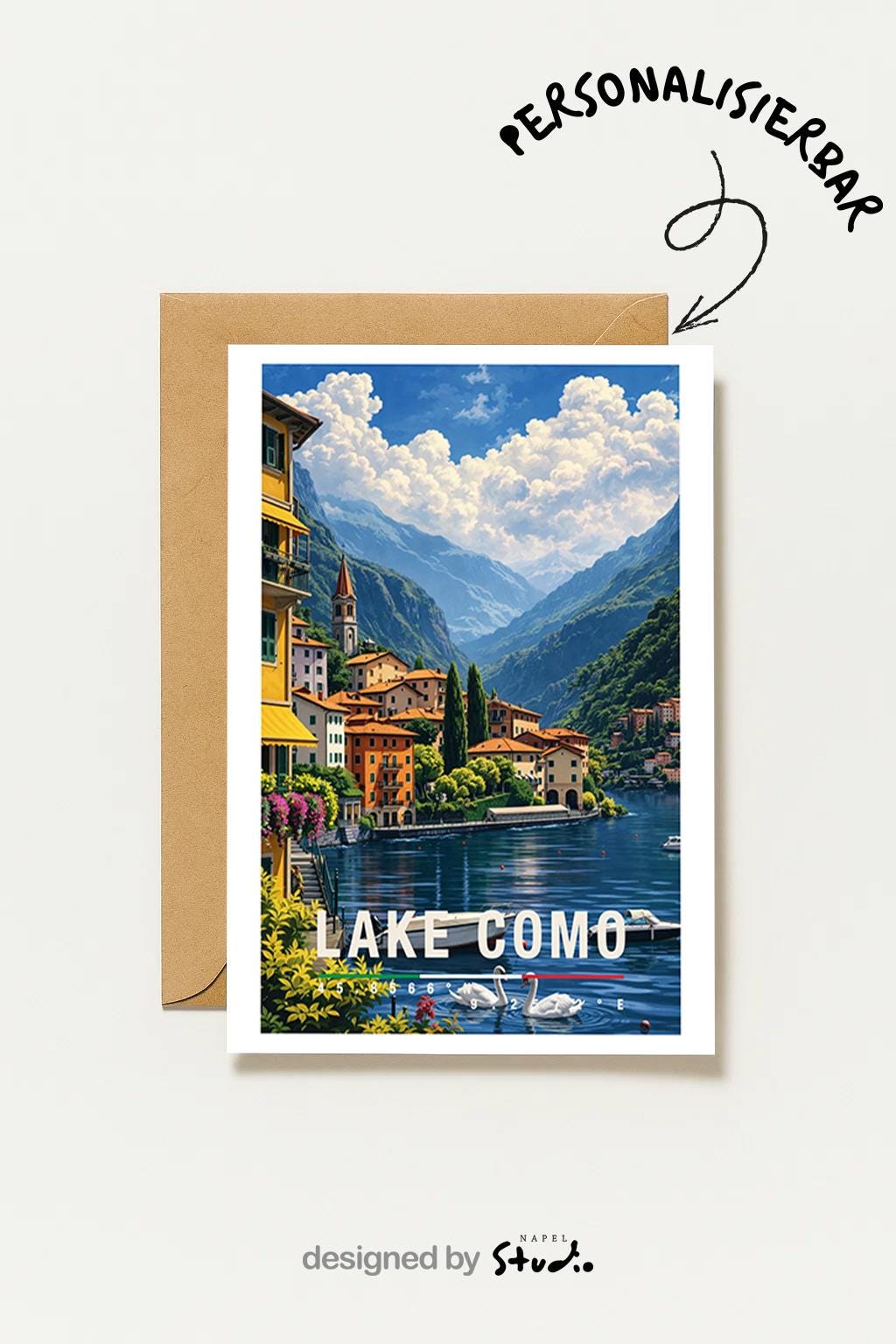 Romantische Grußkarte mit Lake-Como-Motiv in Italien, zeigt ruhiges Wasser, historische Villen, Zypressen und Berge im Hintergrund. Die Illustration vermittelt Eleganz, Ruhe und mediterranes Lebensgefühl. Ideal als Reise-Grußkarte, Urlaubsgruß oder liebe Nachricht für Italien-Fans, Romantiker und Naturfreunde.