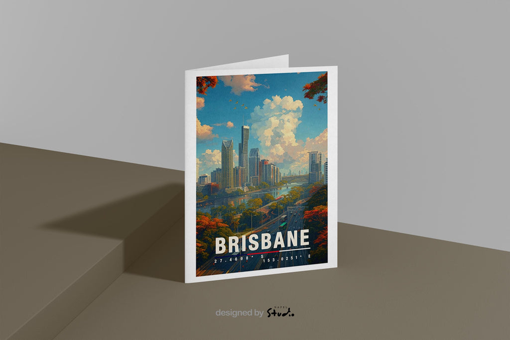 A6-Grußkarte mit Brisbane-Illustration: Moderne Skyline entlang eines Flusses, umgeben von Straßen, Brücken und grünen Bäumen. Hoher Himmel mit Wolken, warme Farben und klarer Travel-Poster-Stil. Ideal als Reise- oder Souvenirkarte für Brisbane- und Australien-Liebhaber.
