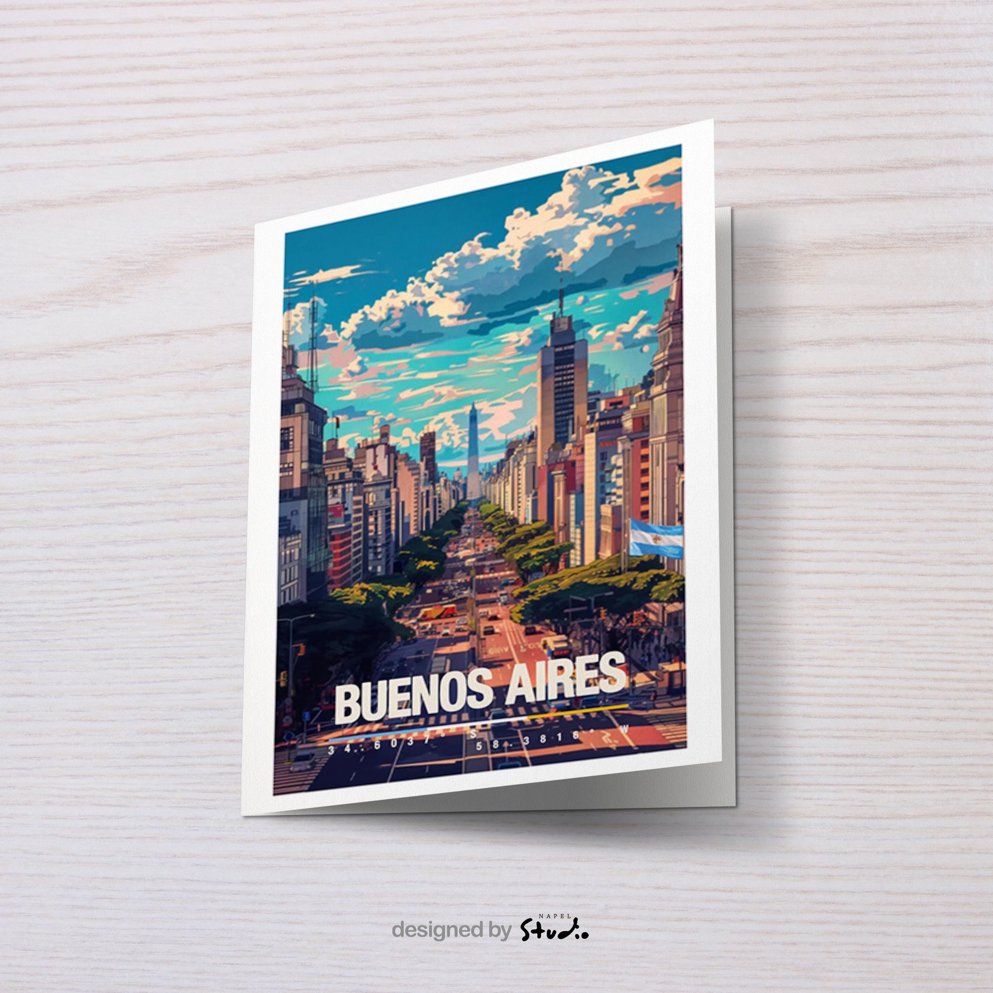 Illustration von Buenos Aires mit breiter Straße, Hochhäusern und urbanem Stadtleben. Die Szene zeigt Dynamik, Architektur und südamerikanisches Großstadtgefühl und eignet sich ideal als Erinnerung an Argentinien oder als Geschenk für City- und Reiseliebhaber.