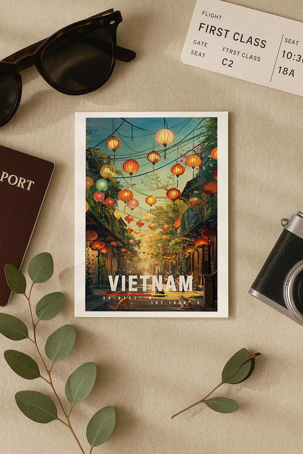 Illustration einer vietnamesischen Altstadtstraße mit vielen bunten Laternen, warmem Licht und ruhiger Abendstimmung. Die Szene wirkt nostalgisch, lebendig und vermittelt asiatisches Reiseflair.