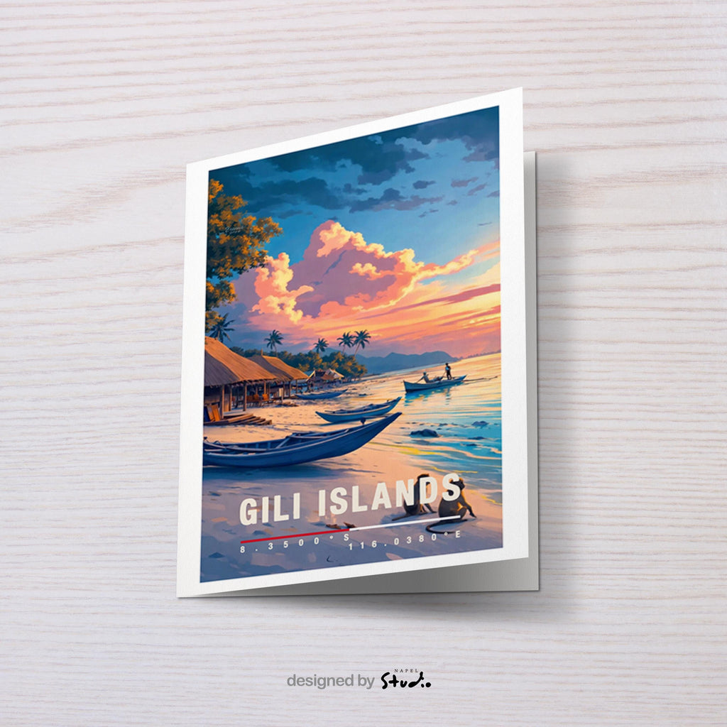 Illustration eines tropischen Strandes auf den Gili Islands mit Booten im Sand, Palmen und warmem Sonnenuntergang. Die Szene wirkt ruhig, exotisch und entspannend und vermittelt pures Insel-Feeling.