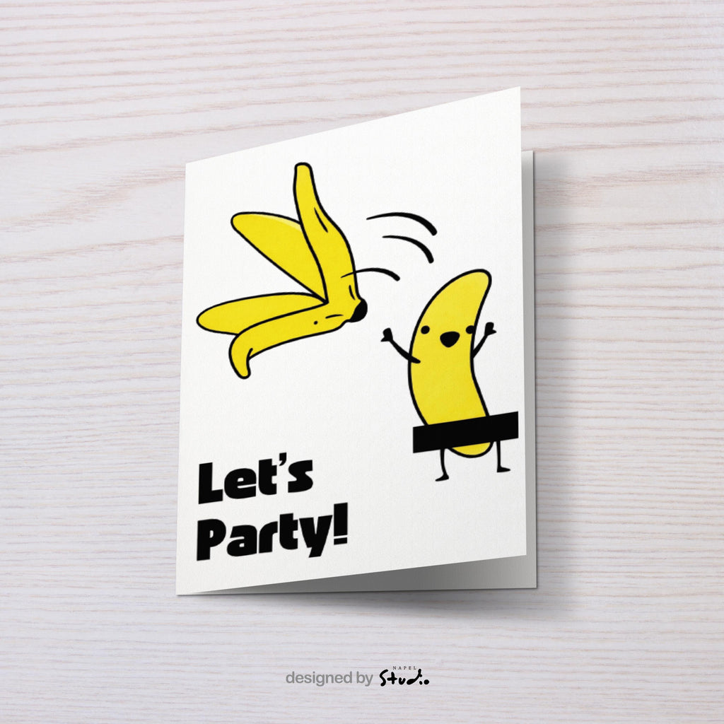 Witzige Illustration von zwei gelben Bananen, eine davon tanzend, mit dem Schriftzug „Let’s Party!“. Modernes, freches Design mit klaren Linien und starkem Humor. Ideal als lustige Geburtstags- oder Partykarte für Freunde, Erwachsene und alle, die Spaß und gute Laune verschenken möchten.