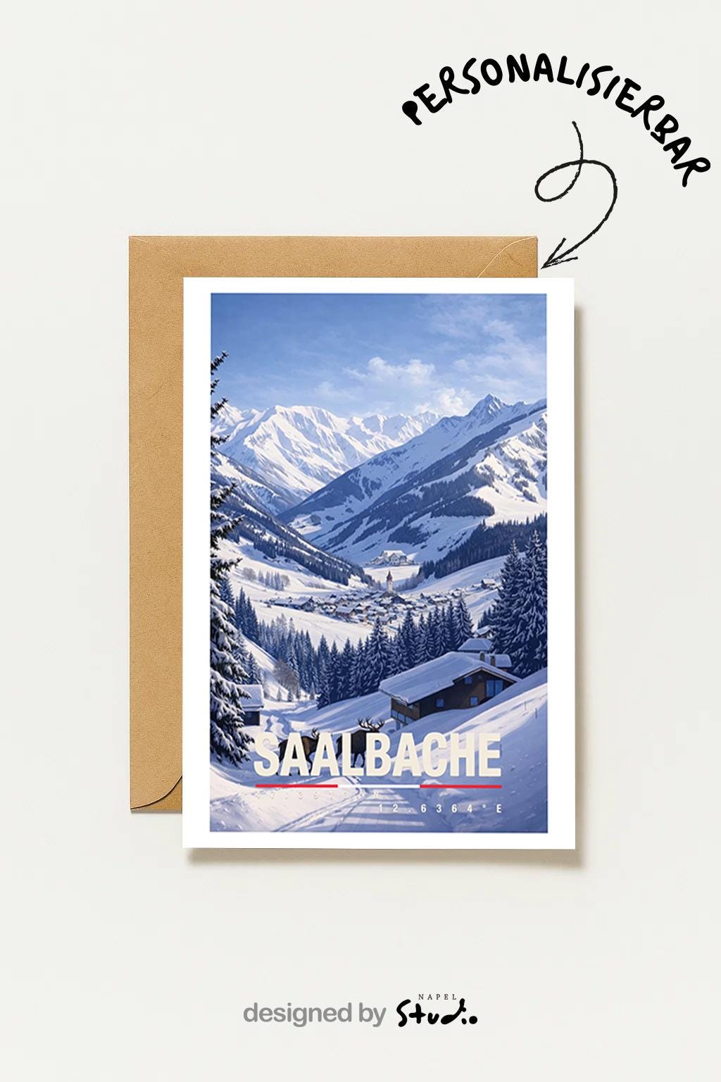 Winterliche Grußkarte mit Saalbach-Motiv in Österreich, zeigt verschneite Alpen, Tannenwälder und ein idyllisches Bergdorf. Die Illustration vermittelt alpine Ruhe, Winterromantik und Bergluft. Ideal als Reise-Grußkarte, Wintergruß oder liebe Nachricht für Skifahrer, Alpenfans, Naturliebhaber und Freunde der Berge.
