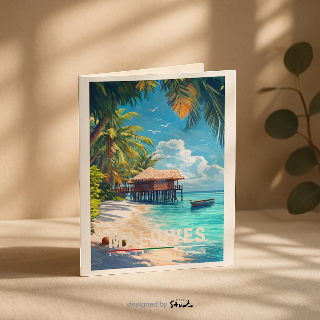 Stilvolle Grußkarte mit idyllischem Maldives-Strandmotiv: feiner weißer Sand, sanfte türkisfarbene Wellen, schattenspendende Palmen und ein Strandhaus direkt am Meer. Das Motiv strahlt Wärme, Entspannung und Urlaubsgefühl aus. Perfekt als Grußkarte für Urlaubsgrüße, Hochzeiten, Jahrestage, Valentinstag oder als liebevolle Aufmerksamkeit für Menschen, die Sonne, Meer und exotische Reiseziele lieben.