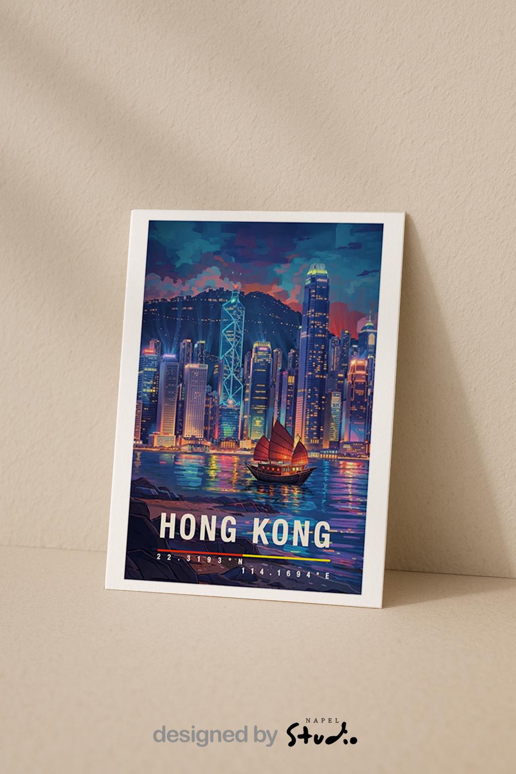 Moderne Grußkarte mit einer farbenfrohen Skyline von Hong Kong bei Nacht. Hochhäuser spiegeln sich im Wasser, Neonlichter und Wolkenkratzer erzeugen eine dynamische, urbane Atmosphäre. Die Illustration steht für Großstadtleben, Energie und modernes Asien. Ideal als Reisegrußkarte, City-Liebhaber-Karte oder als stilvolle Grußkarte für Fans internationaler Metropolen.