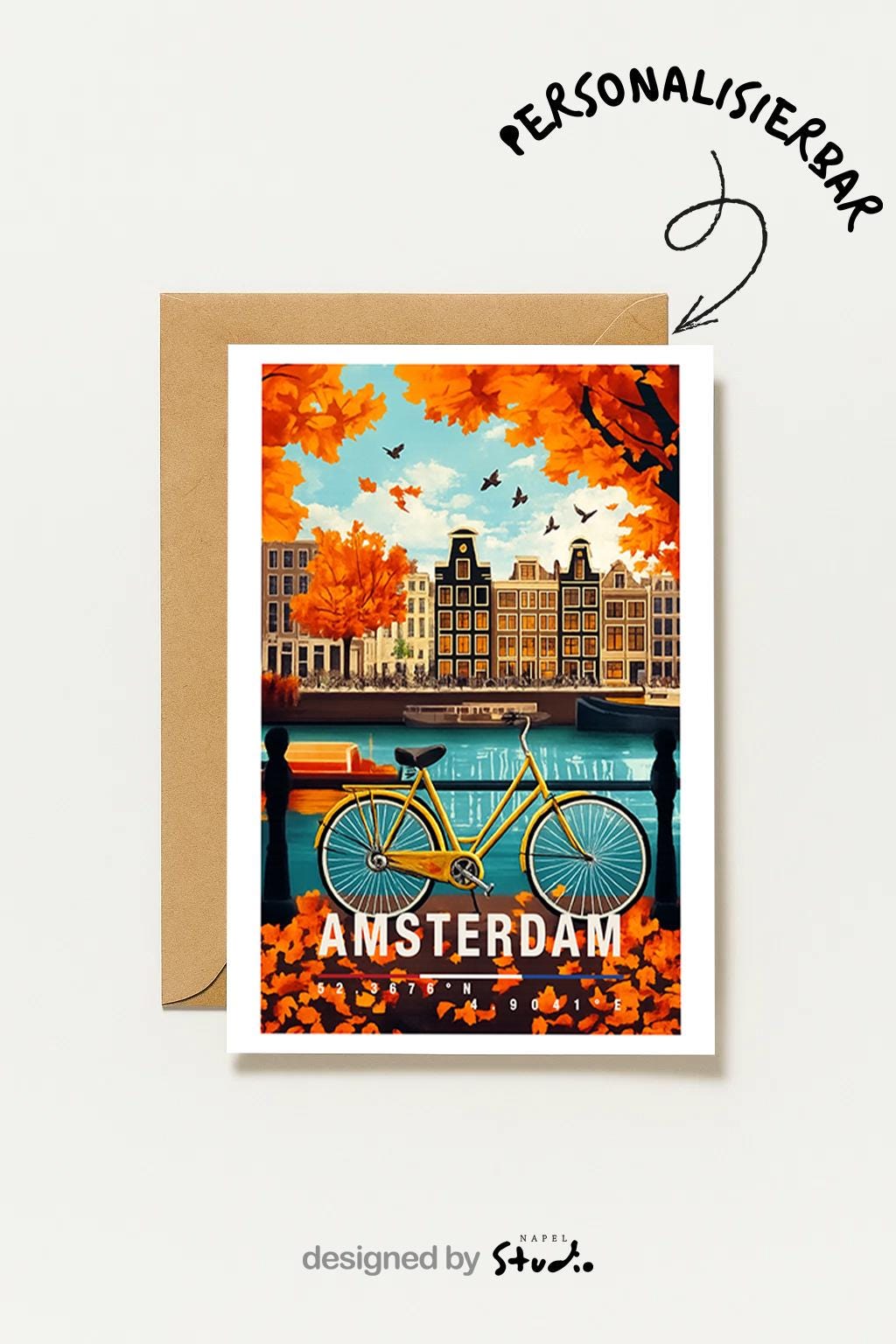 Diese Grußkarte zeigt eine herbstliche Szene in Amsterdam mit bunten Blättern, typischen Grachtenhäusern und einem Fahrrad am Wasser. Die warme Farbpalette vermittelt Gemütlichkeit, Nostalgie und typisches Amsterdam-Flair – perfekt als Reisekarte oder liebevoller Städtegruß.
