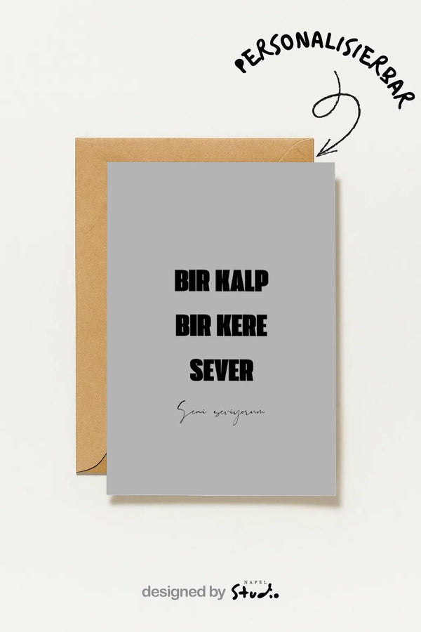 Bir Kalp Bir Kere Sever Grußkarte | Romantische türkische Liebeskarte minimalistisch